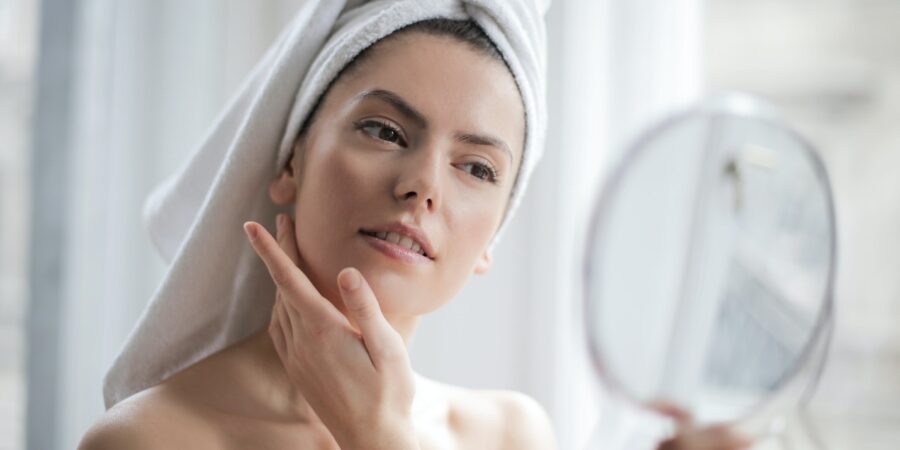 How to Achieve Glowing Skin?